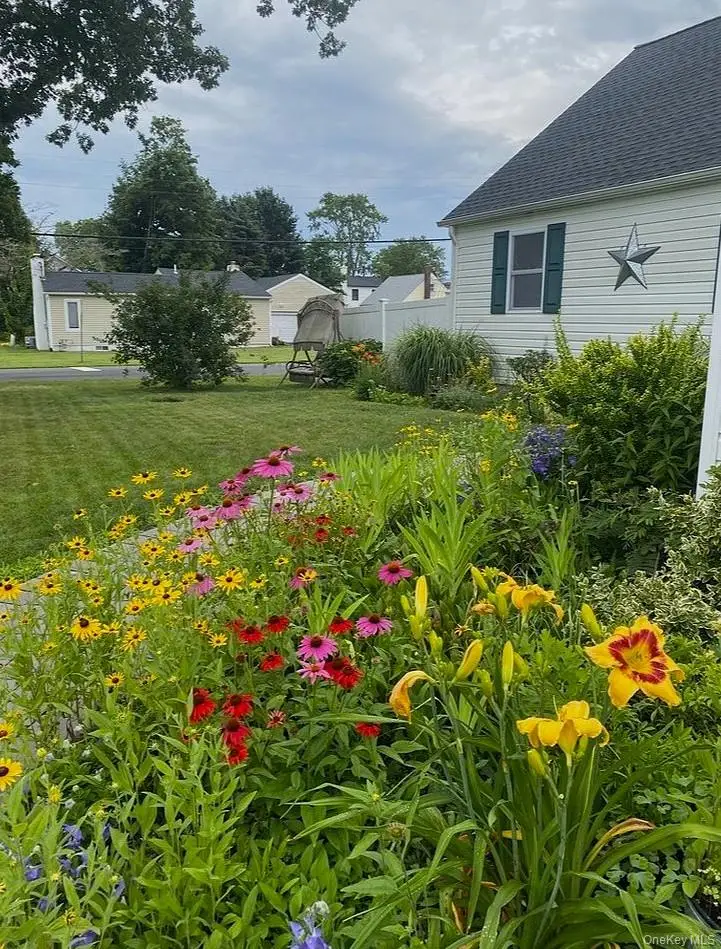 1346 Pine Drive, Bay Shore, NY 11706 - Image #2