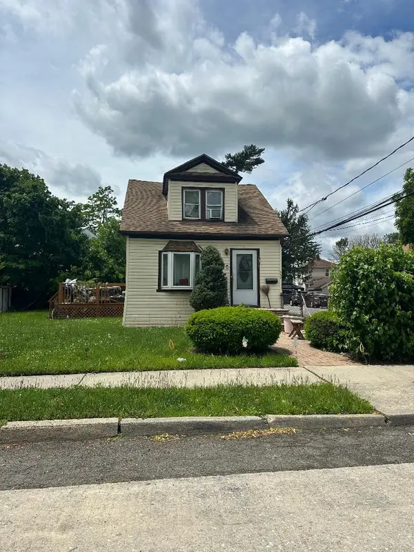 259 N Columbus Avenue, Freeport, NY 11520