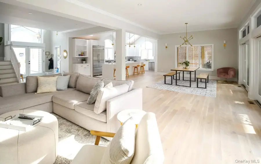 4 Douglas Court, Hampton Bays, NY 11946 - Image #3