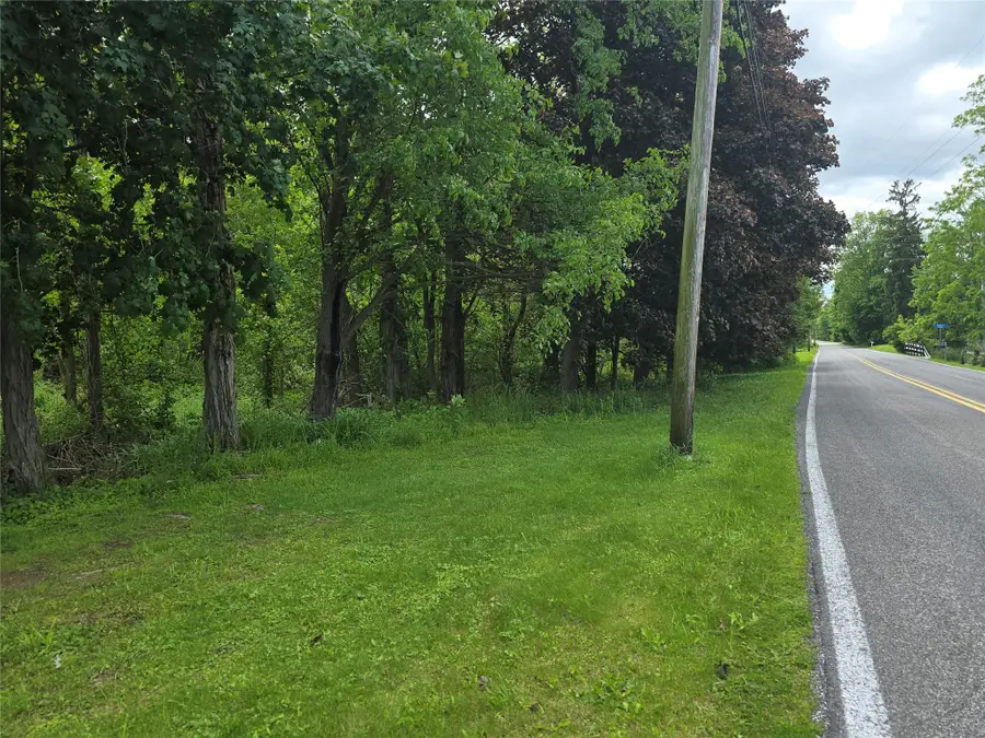 Quaker Street, Newburgh Town, NY 12589 - Image #2