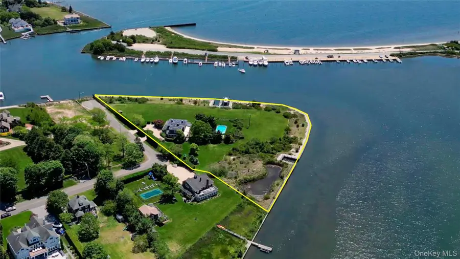 150 Senix Avenue, Center Moriches, NY 11934 - Image #2