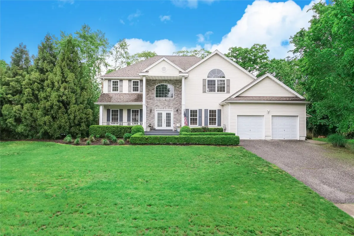 12 Moss Creek Lane, East Patchogue, NY 11772 - Image #1