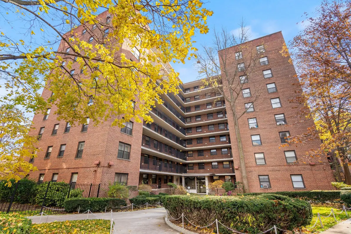 35-11 85th Street #8N, Jackson Heights, NY 11372 - Image #1