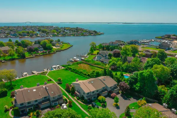 10 Hidden Harbor Drive, Babylon, NY 11702