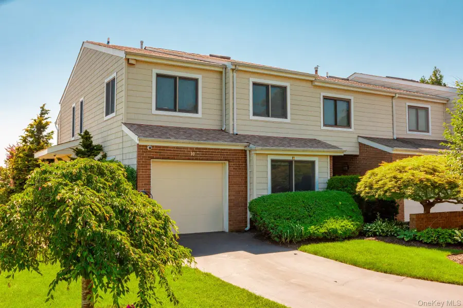 10 Hidden Harbor Drive, Babylon, NY 11702 - Image #2