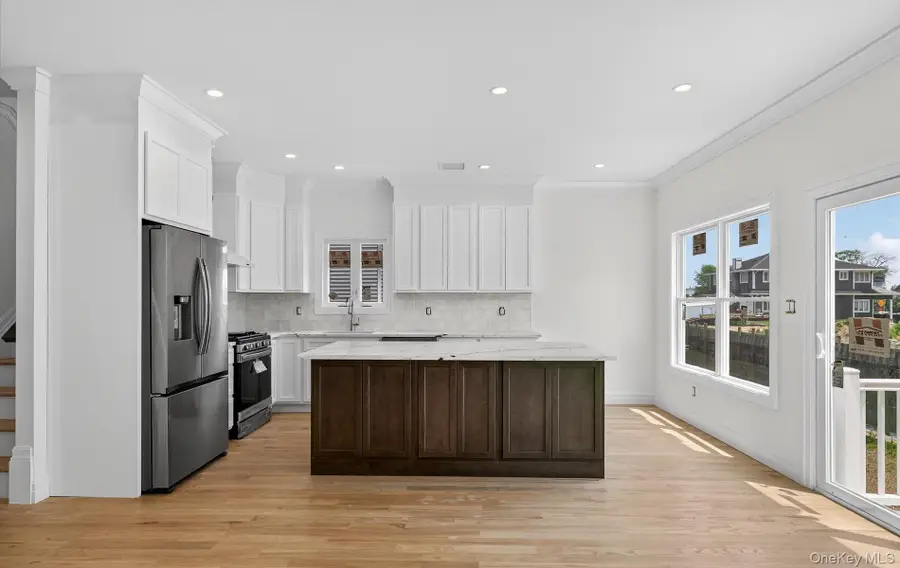 1108 Washington Place, Baldwin Harbor, NY 11510 - Image #3