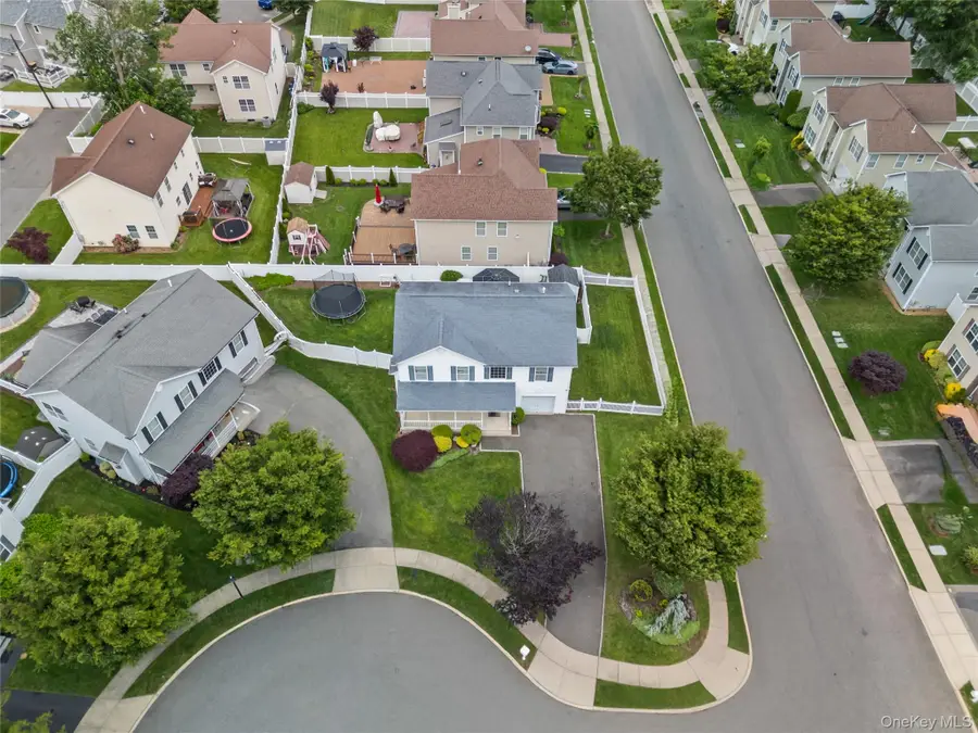 924 Otsego Court, West Hempstead, NY 11552 - Image #2