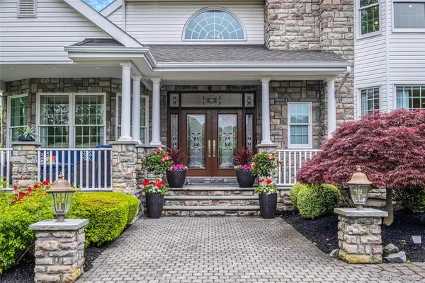 43 Casey Lane, Mount Sinai, NY 11766