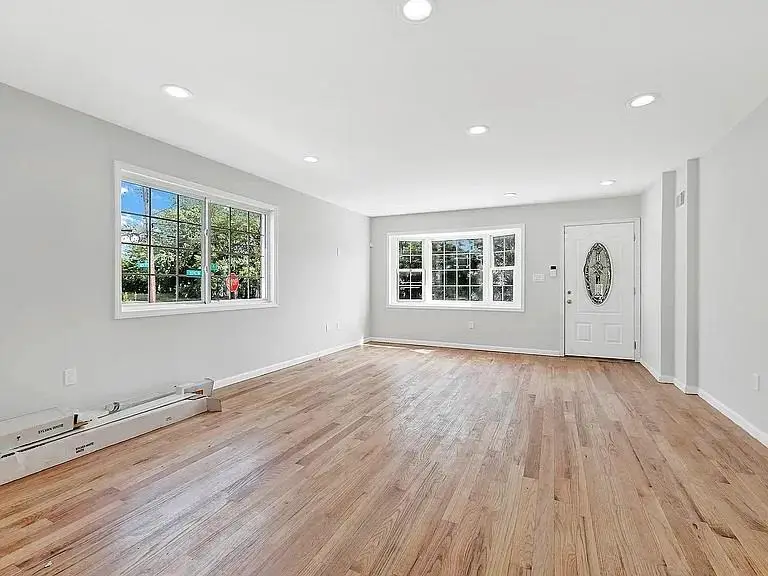 124-19 152 Avenue, South Ozone Park, NY 11420 - Image #3