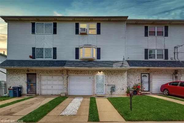 27 Grandview Avenue, Staten Island, NY 10303