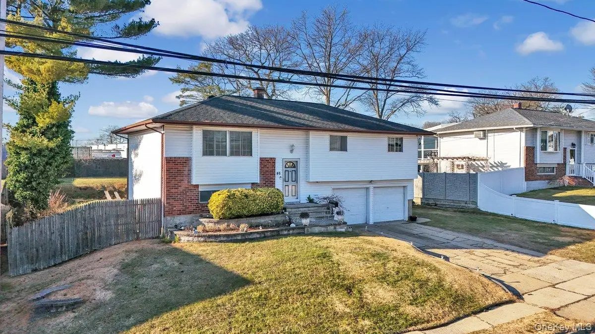 46 Sunburst Drive, Deer Park, NY 11729 - Image #1