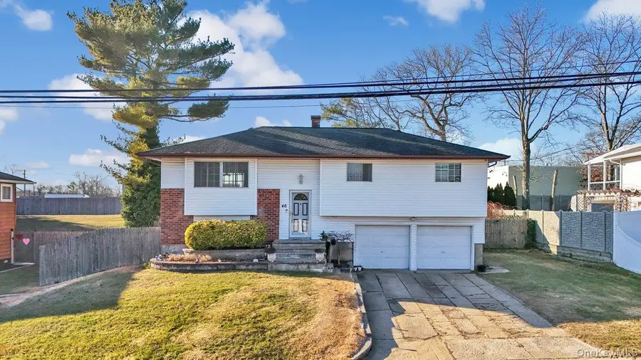 46 Sunburst Drive, Deer Park, NY 11729 - Image #2