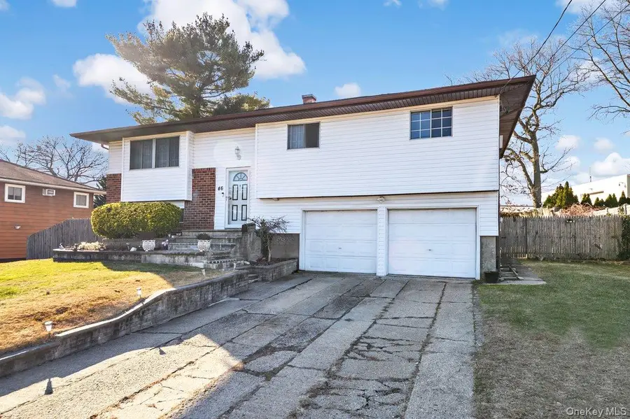 46 Sunburst Drive, Deer Park, NY 11729 - Image #3