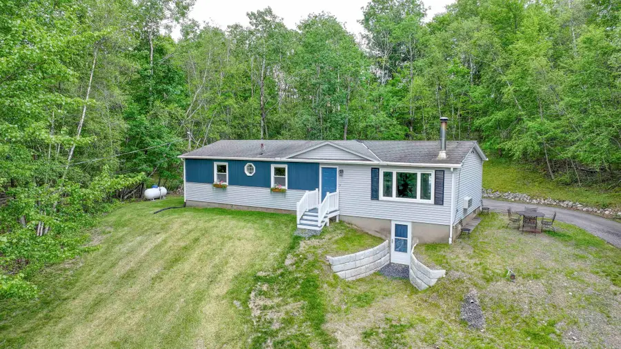 34 Hide Away Lane, Bloomingburg, NY 12721 - Image #2