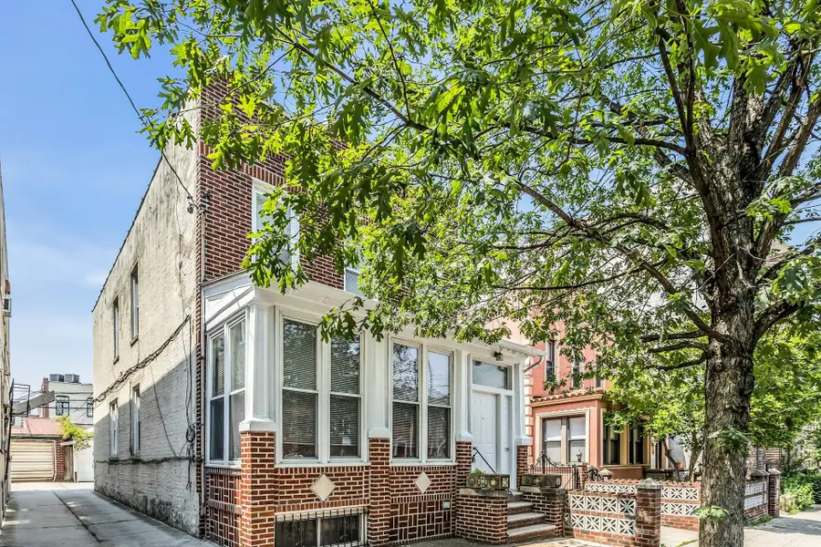 25-34 42nd Street, Astoria, NY 11103 - Image #2