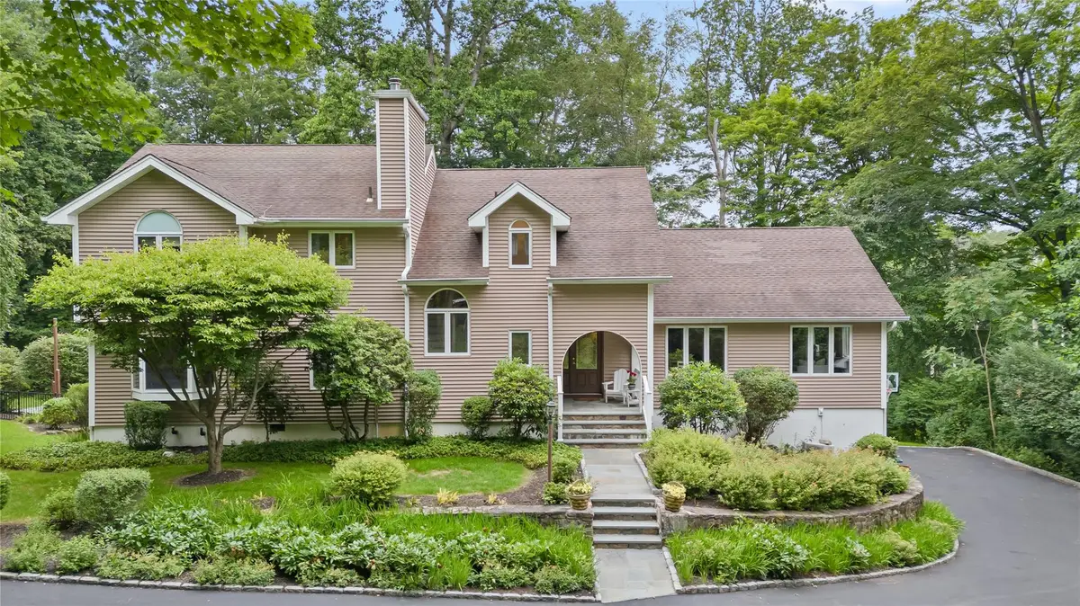 5 Plum Court, Katonah, NY 10536 - Image #1