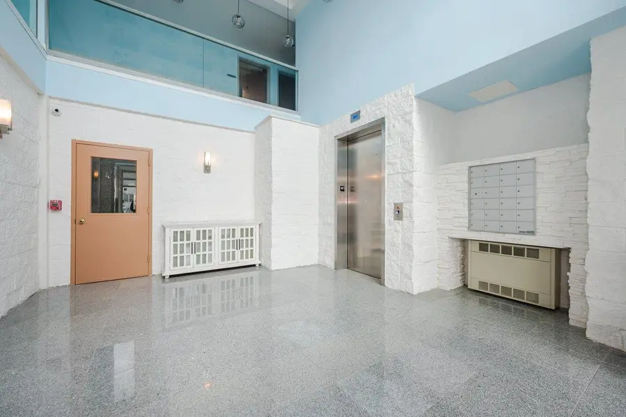661 W Broadway #204, Long Beach, NY 11561 - Image #2