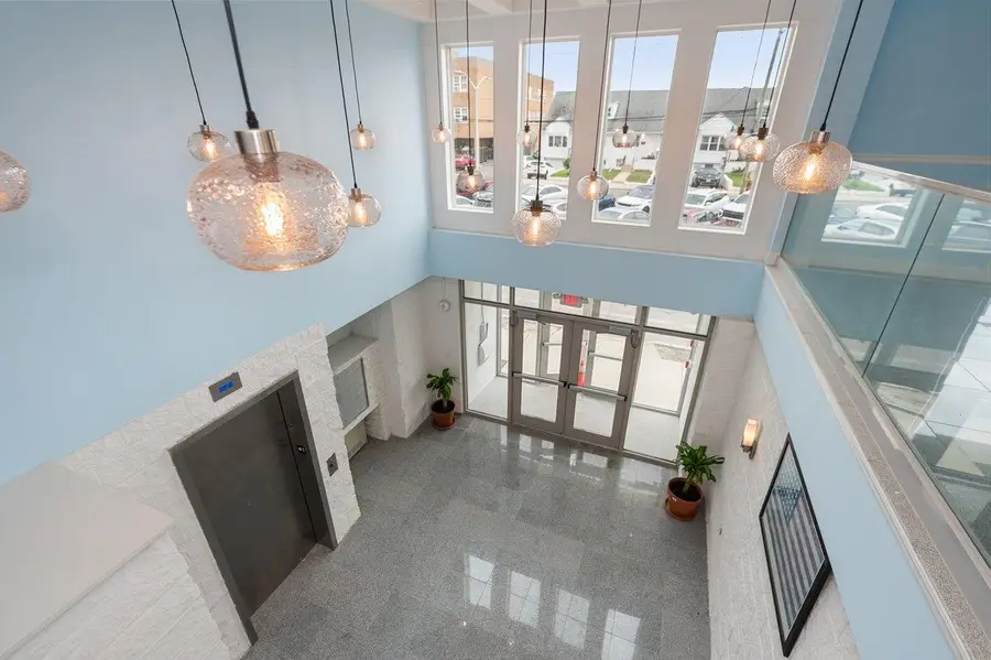 661 W Broadway #204, Long Beach, NY 11561 - Image #3