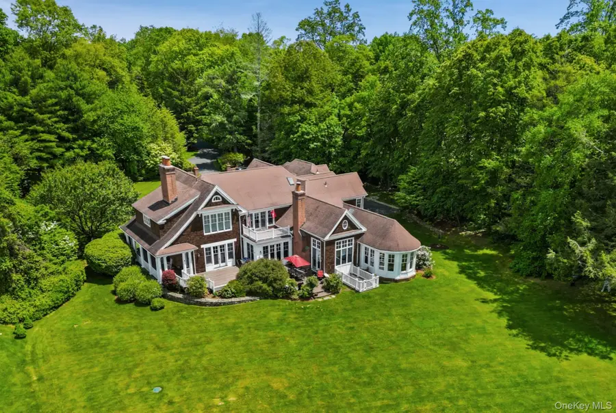 61 Carolyn Place, Chappaqua, NY 10514 - Image #3