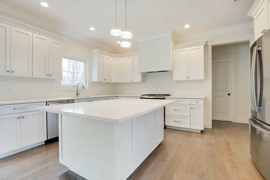 56 Seitz Drive, Bethpage, NY 11714 - Image #3