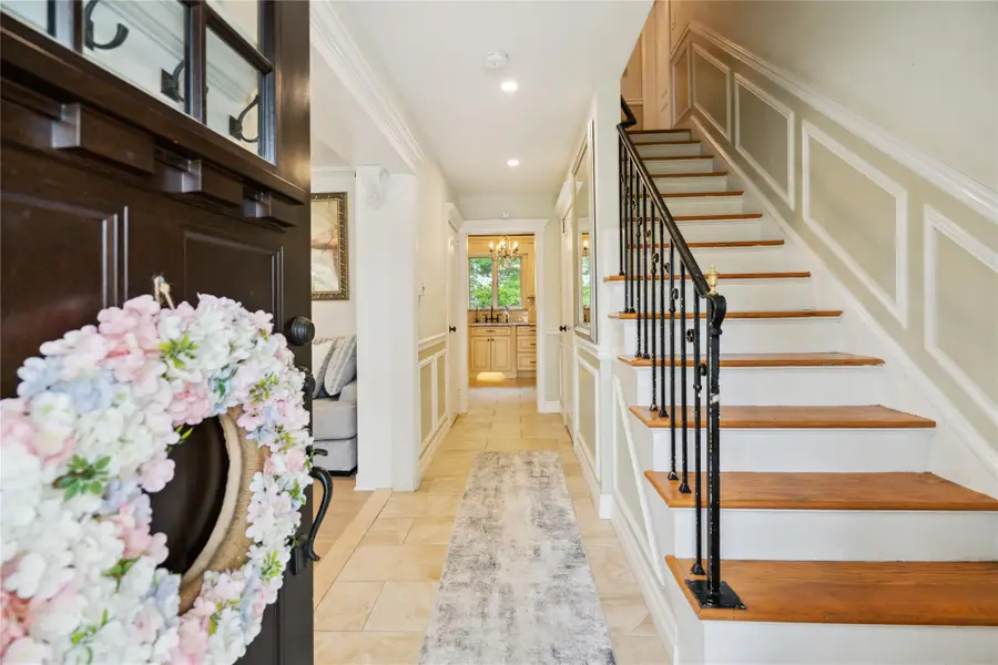 10 Atlas Avenue, Malverne, NY 11565 - Image #2