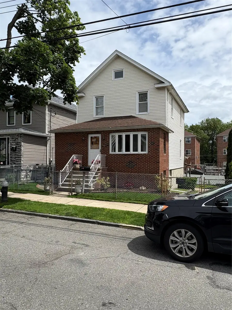 840 Hollywood Avenue, Bronx, NY 10465 - Image #2