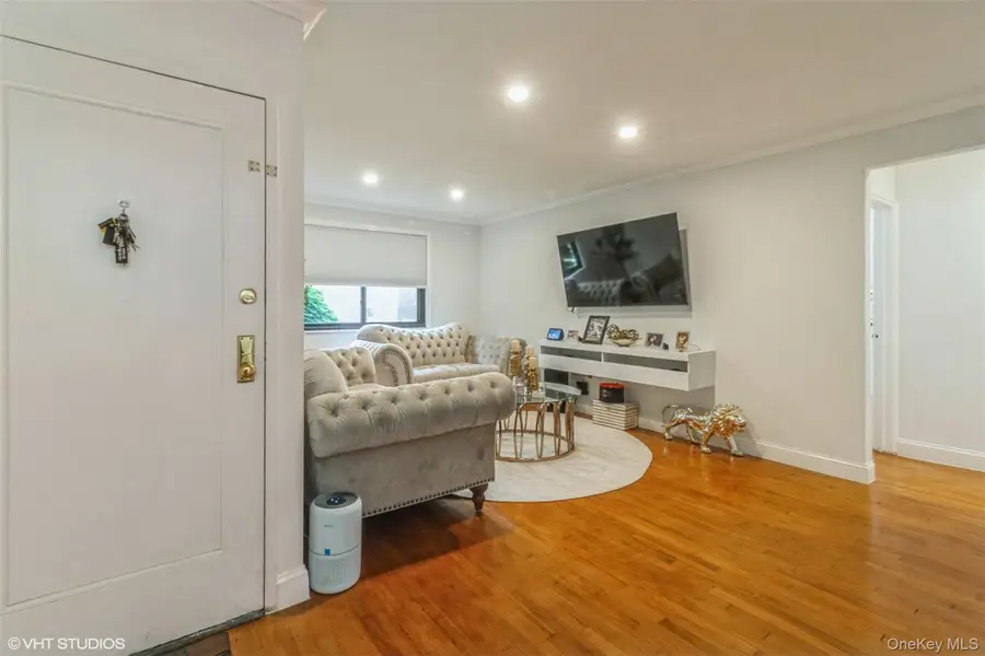 17 Lawrence Drive #A, White Plains, NY 10603 - Image #3