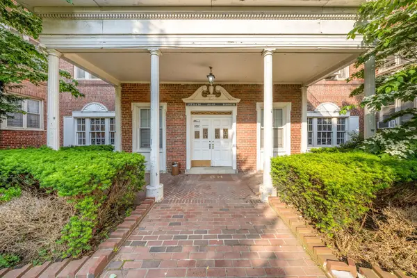 84-49 168th Street #6L, Jamaica Hills, NY 11432