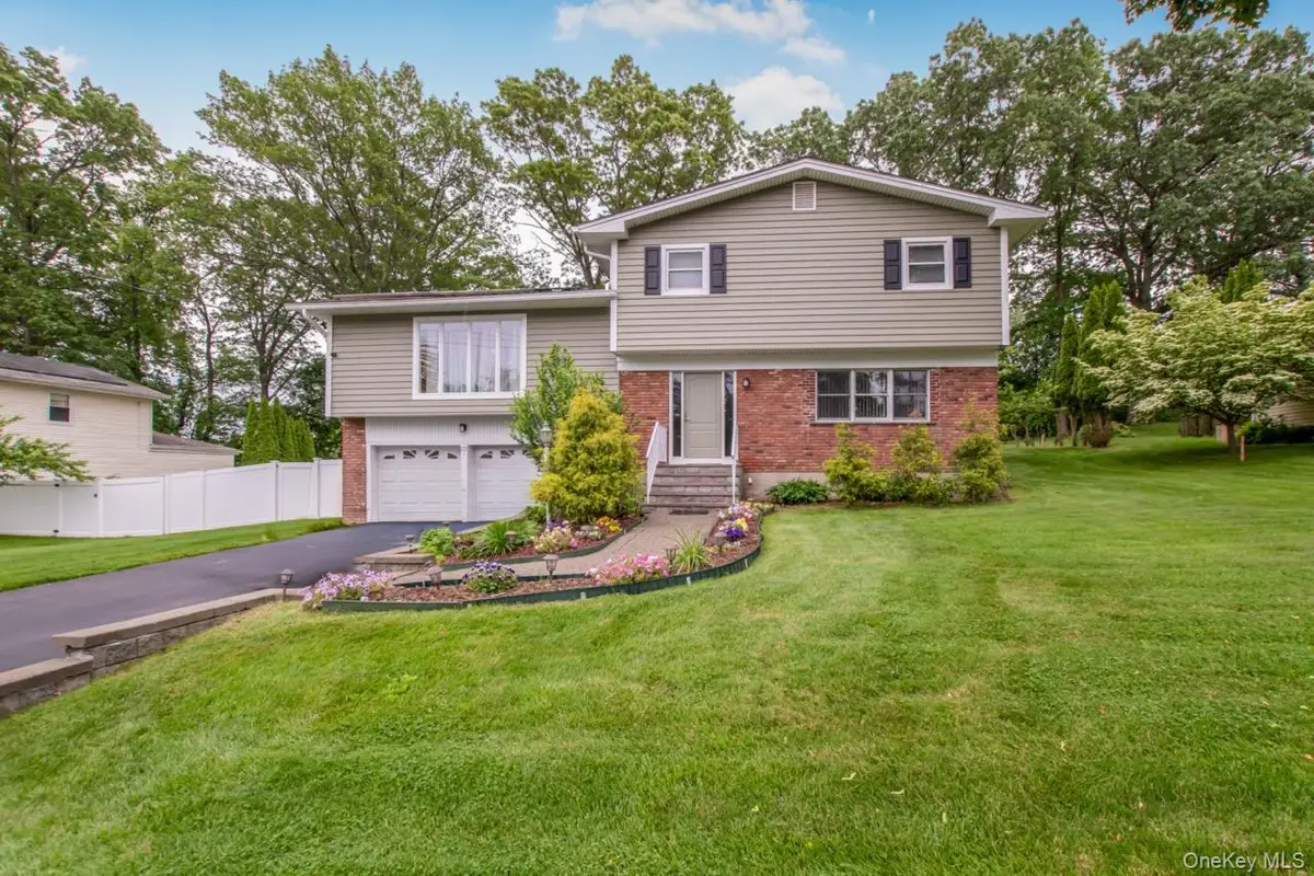 127 Parkview Road, Elmsford, NY 10523 - Image #1