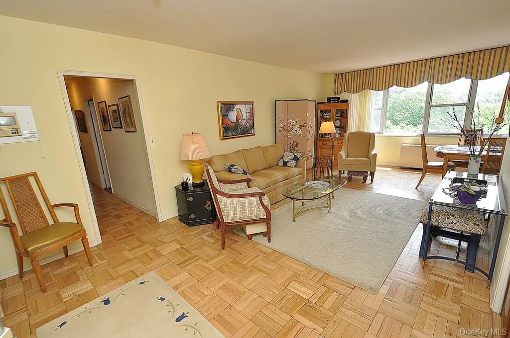 230 Garth Road #6C1, Scarsdale, NY 10583 - Image #1