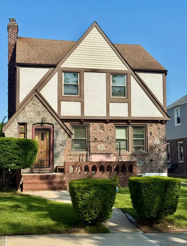 11747 222nd Street, Cambria Heights, NY 11411