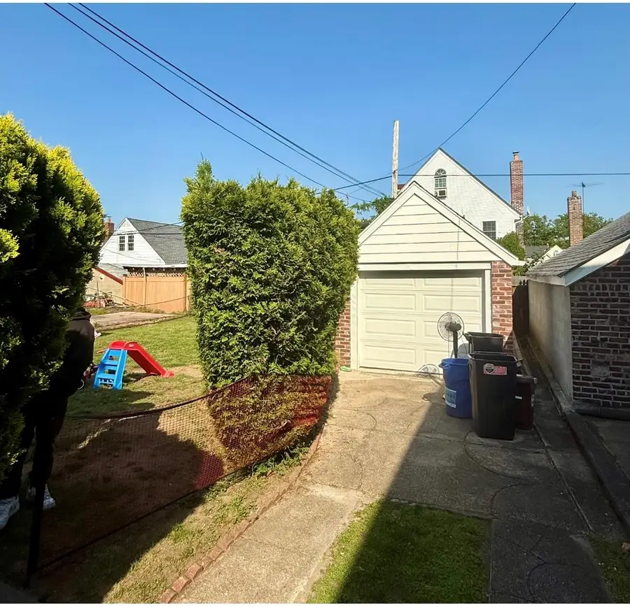 117-47 222 Street, Cambria Heights, NY 11411 - Image #3