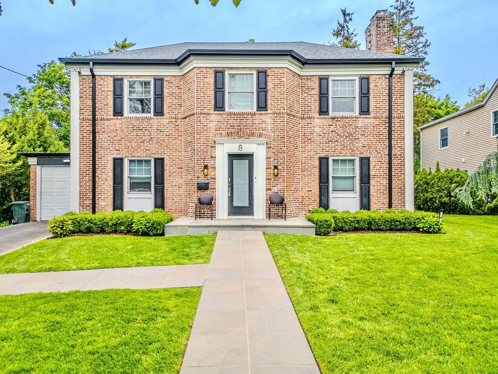 8 Stuyvesant Place, Lawrence, NY 11559 - Image #1