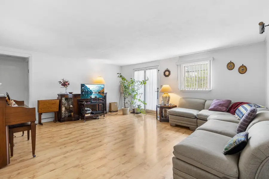 45 W 23rd Street, Deer Park, NY 11729 - Image #2