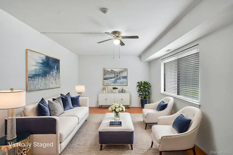 79 Pointe Circle S #79, Coram, NY 11727 - Image #3