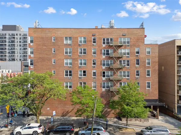 134-54 Maple Avenue #3W, Flushing, NY 11355
