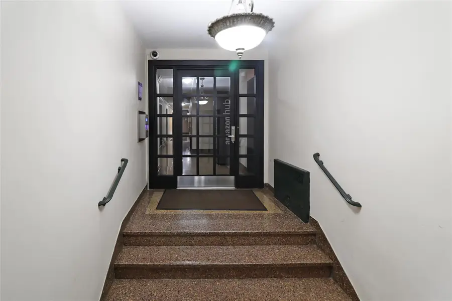 2105 Wallace Avenue #4A, Bronx, NY 10462 - Image #2