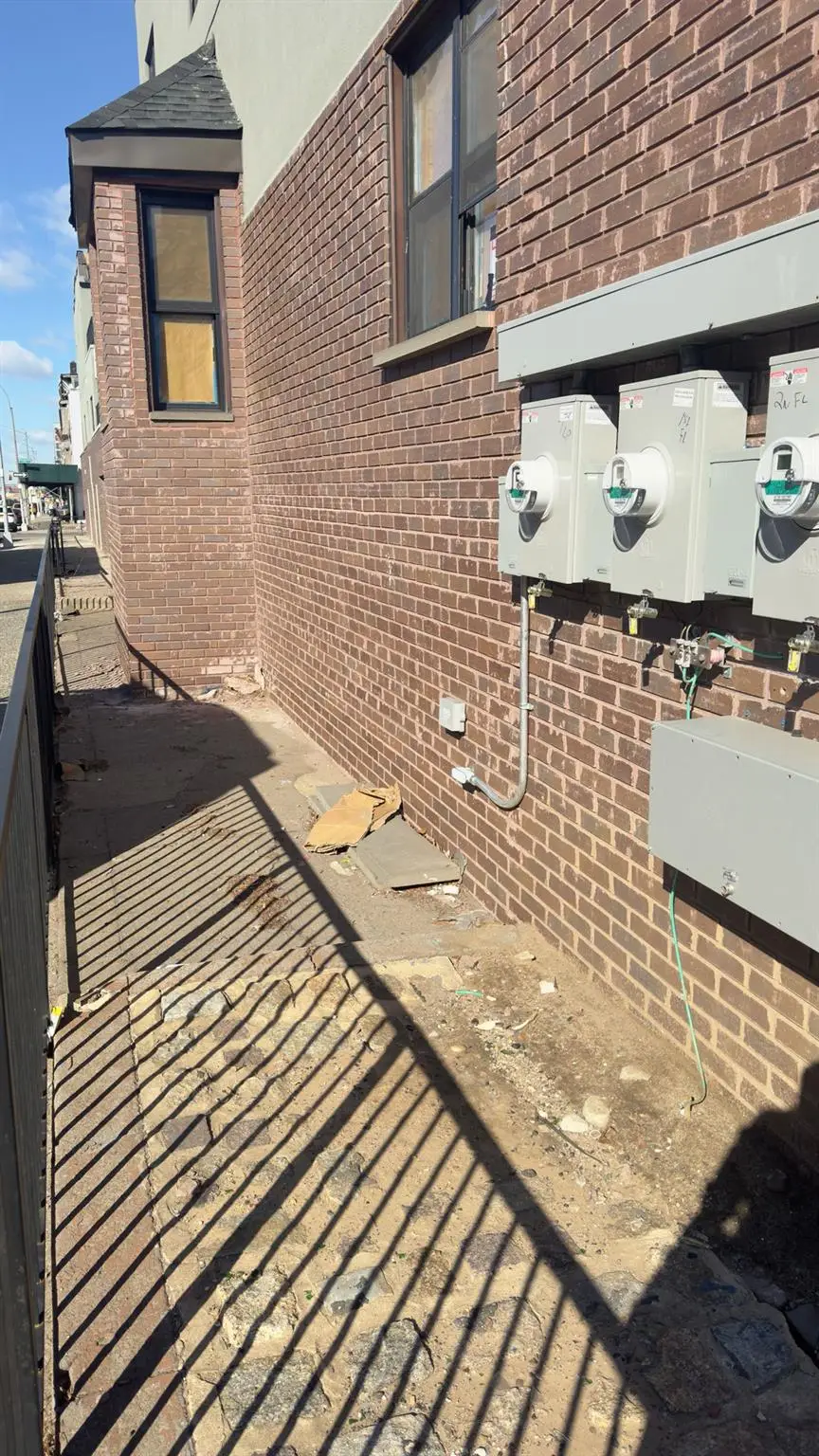 32 Radde Place, Brooklyn, NY 11233 - Image #3