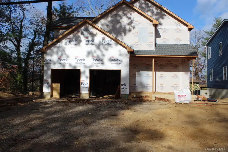 758 Connecticut View Drive, Mill Neck, NY 11771 - Image #2