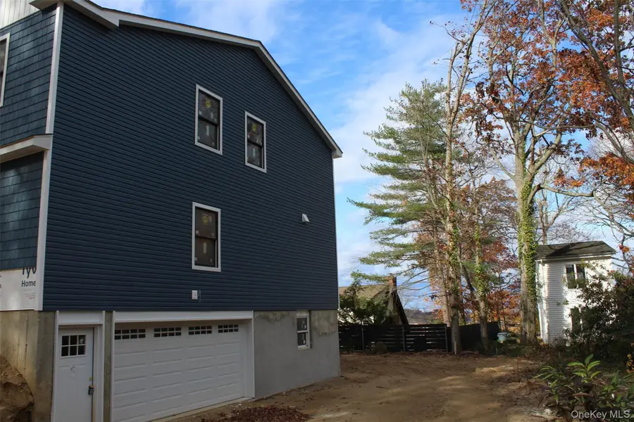 762 Connecticut View Drive, Mill Neck, NY 11771 - Image #2