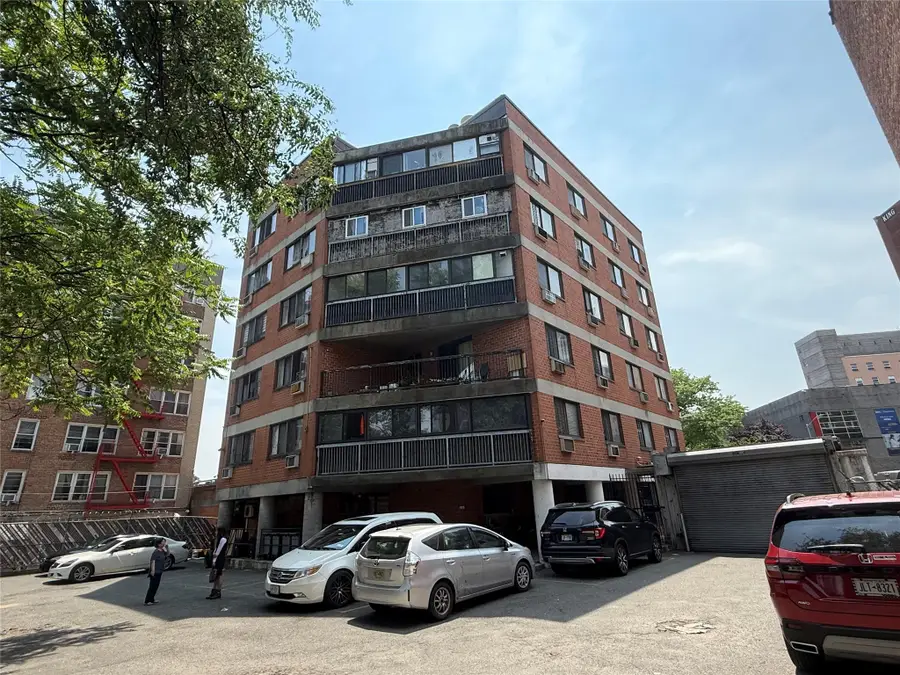 81-09 41 Avenue #5B, Elmhurst, NY 11373 - Image #2