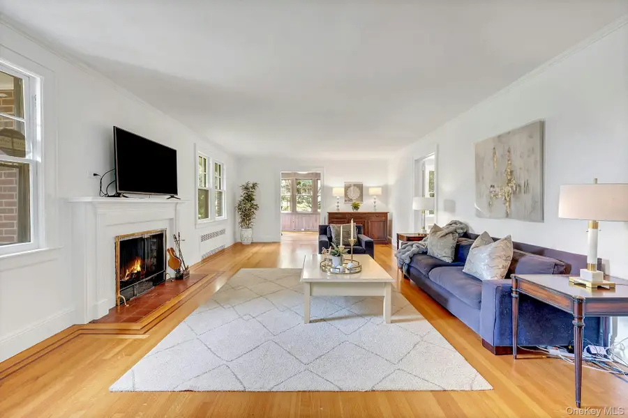 11 Oxford Road, White Plains, NY 10605 - Image #3