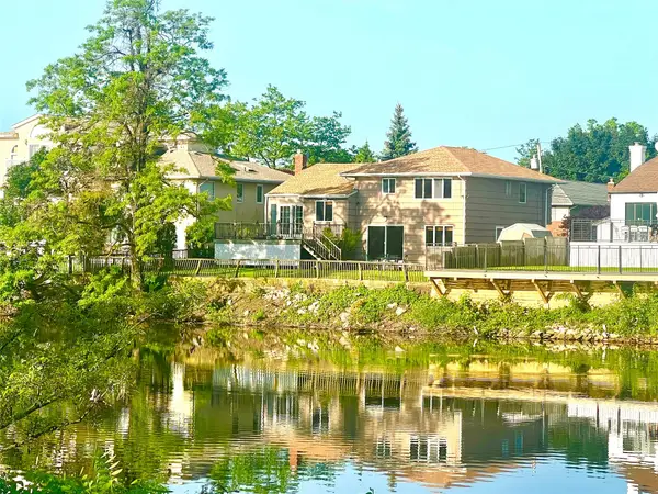 636 Derby Avenue, Woodmere, NY 11598