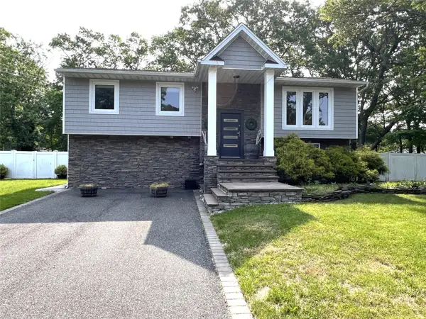 35 Junard Boulevard, Port Jefferson Station, NY 11776