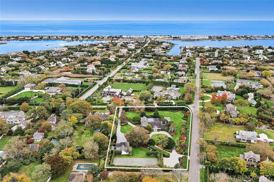 22 Bayfield Lane, Westhampton Beach, NY 11978 - Image #2