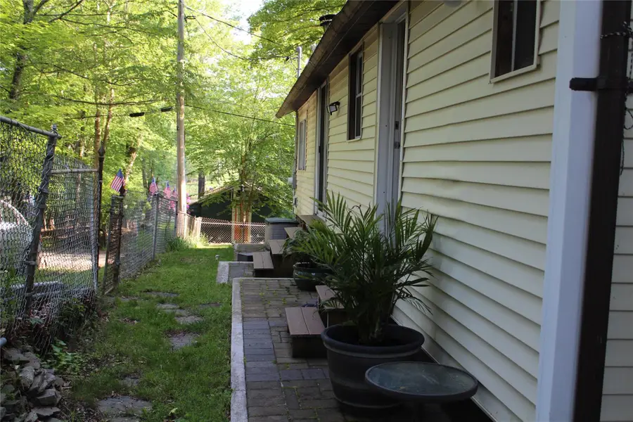 104 Maple Avenue, Newark, NY 12762 - Image #2