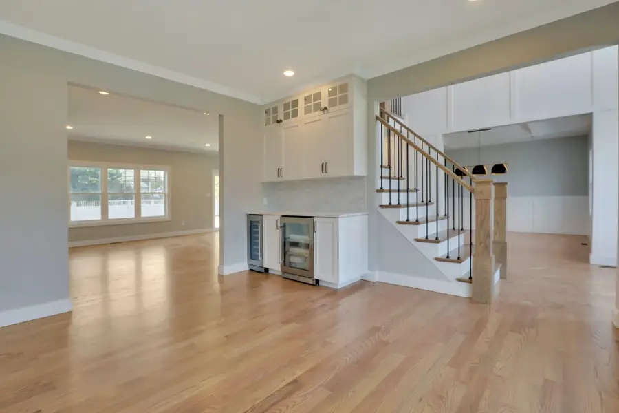 17 Madison Avenue, Jericho, NY 11753 - Image #2