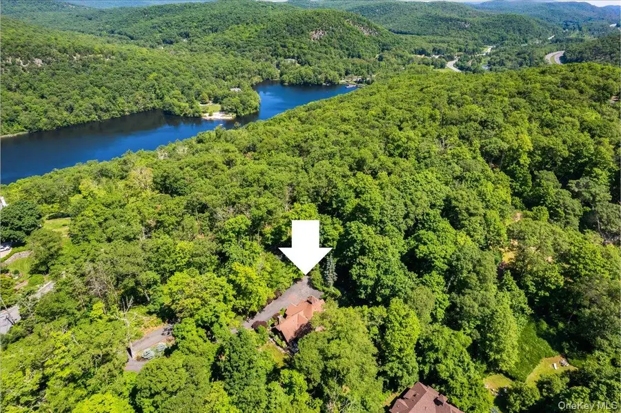 1 Lookout Road, Tuxedo Park, NY 10987 - Image #3