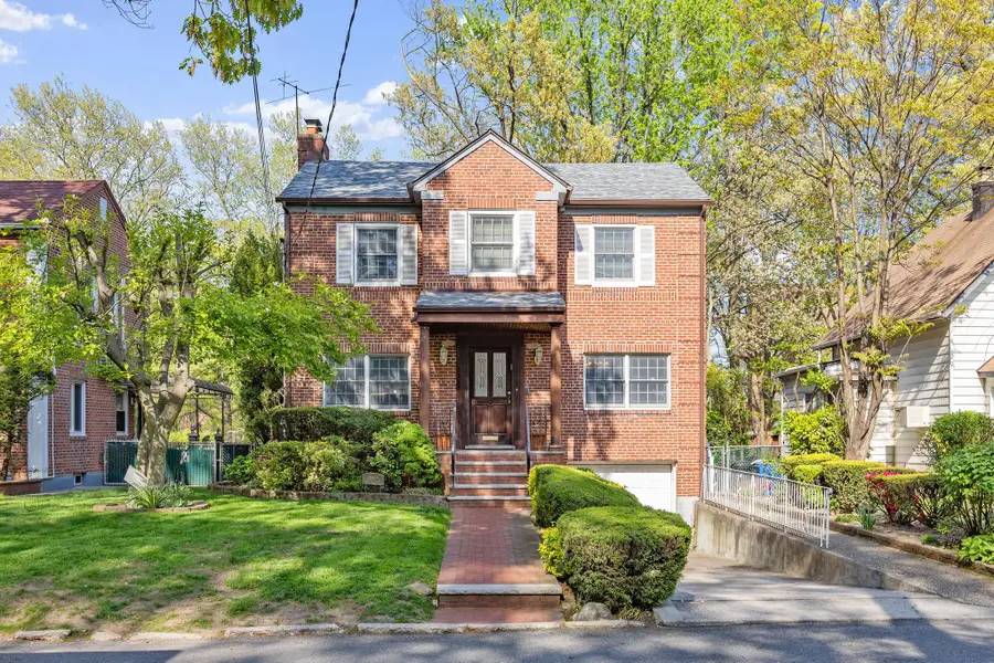 8649 Dunton Street, Hollis, NY 11423 - Image #2