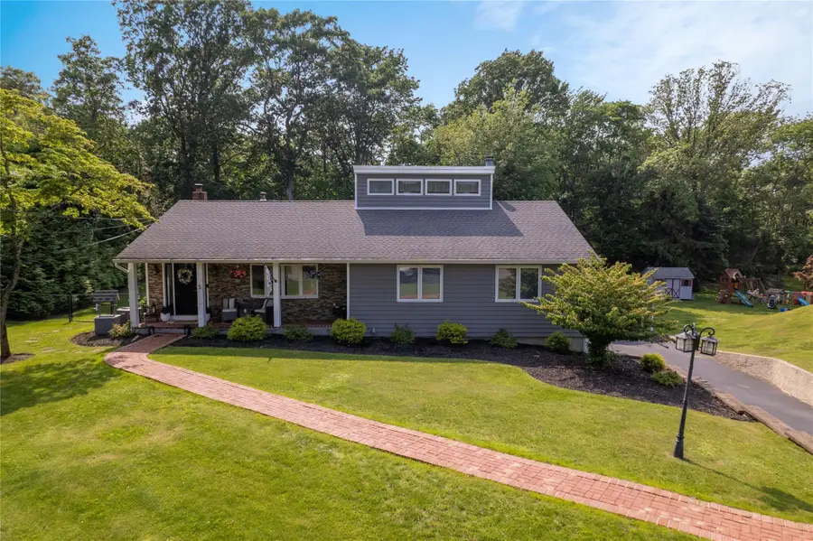 5 Dartmouth Road, Shoreham, NY 11786 - Image #3